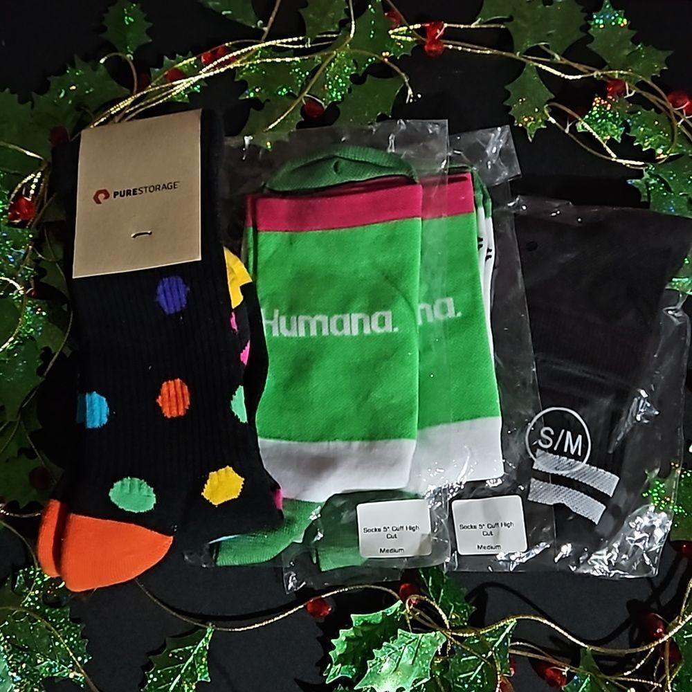 Men's Assorted Sock Bundle of 4 size Medium NWT